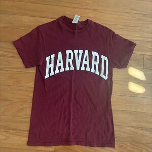 Harvard Maroon Vintage college T-Shirt
